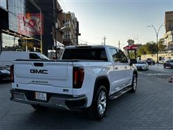 GMC Sierra